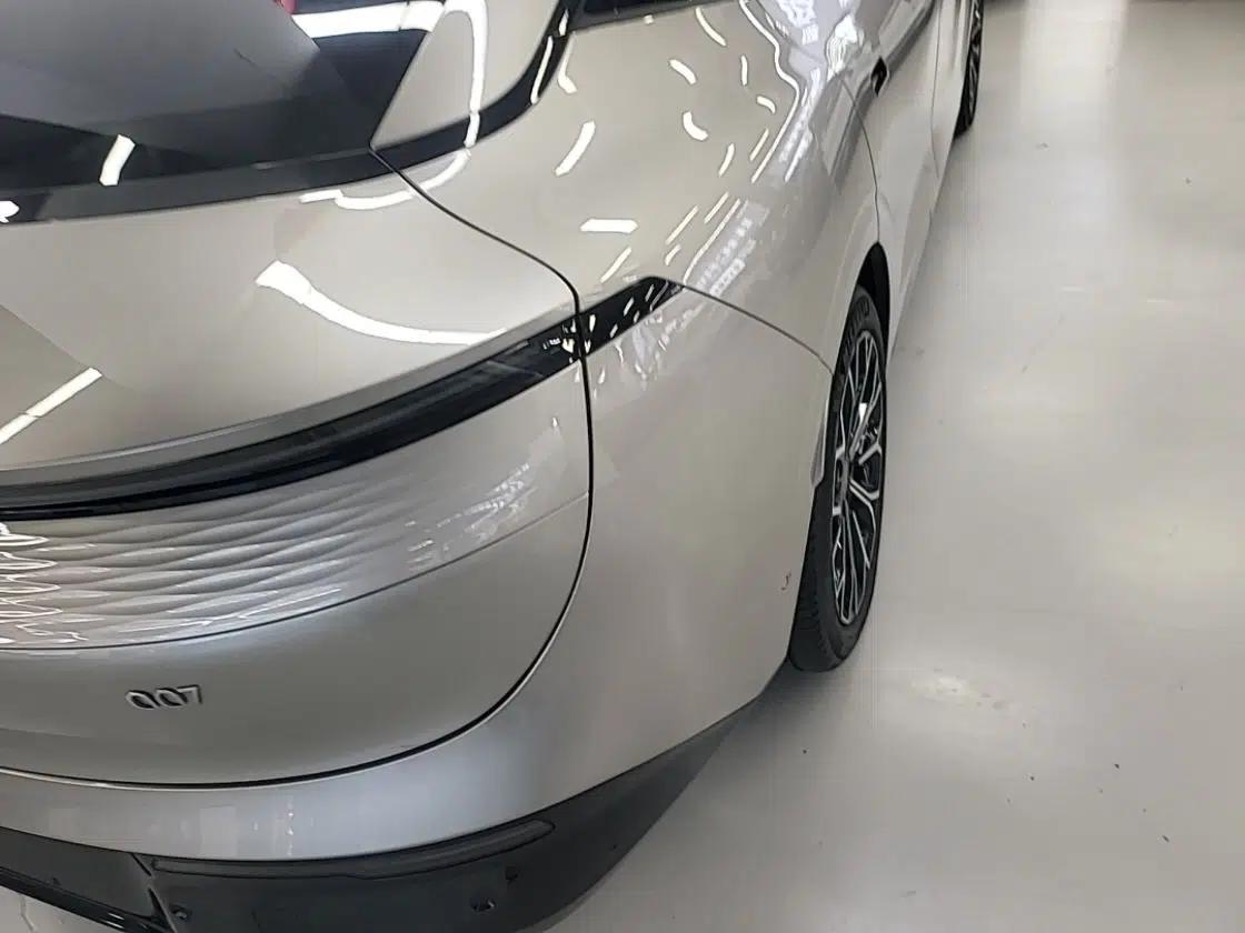 Zeekr 007 2024 Four-Wheel Drive Version 75 kWh — миниатюра 9
