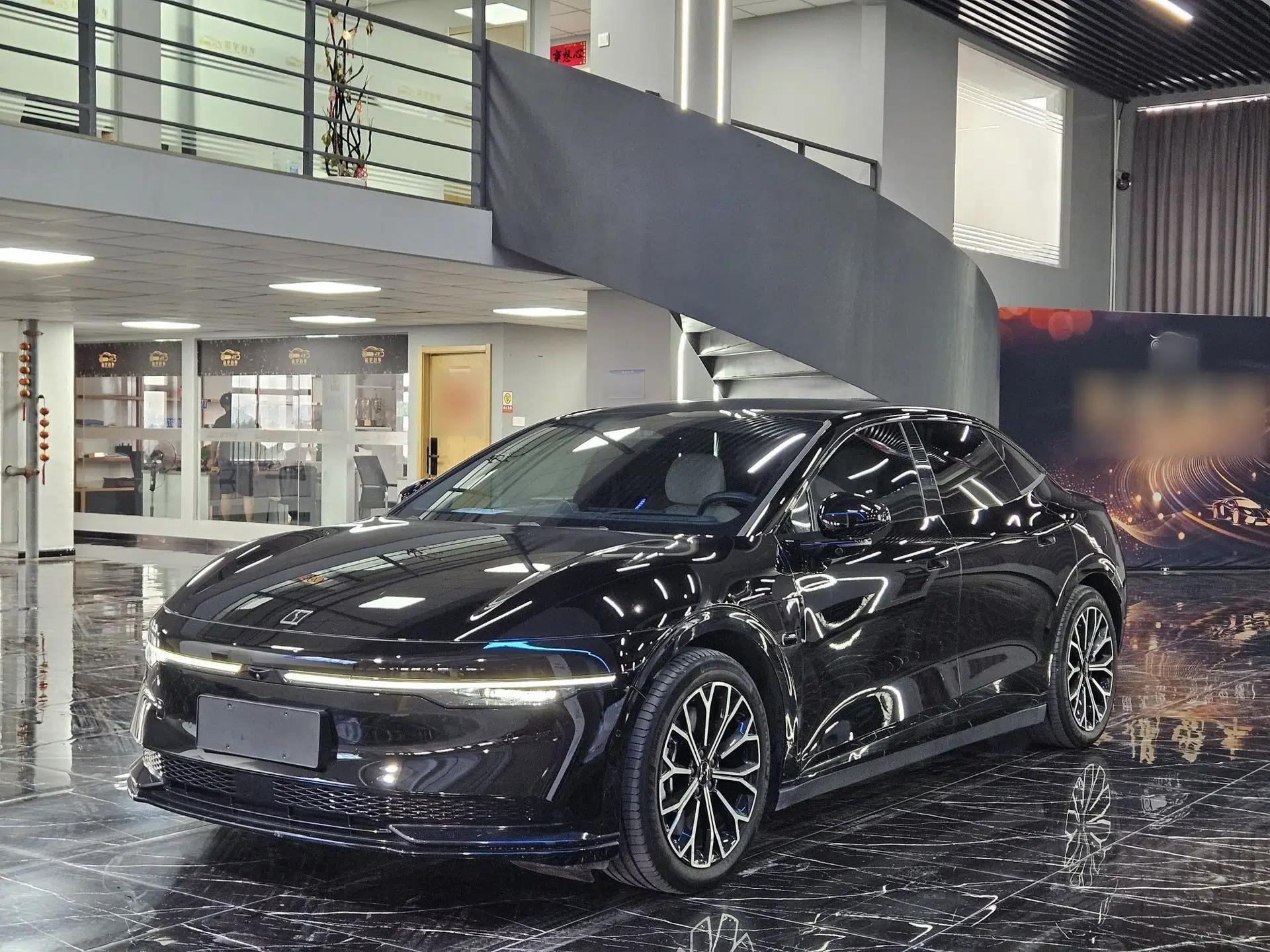 Zeekr 007 2024 Four-Wheel Drive Version 75 kWh — миниатюра 1