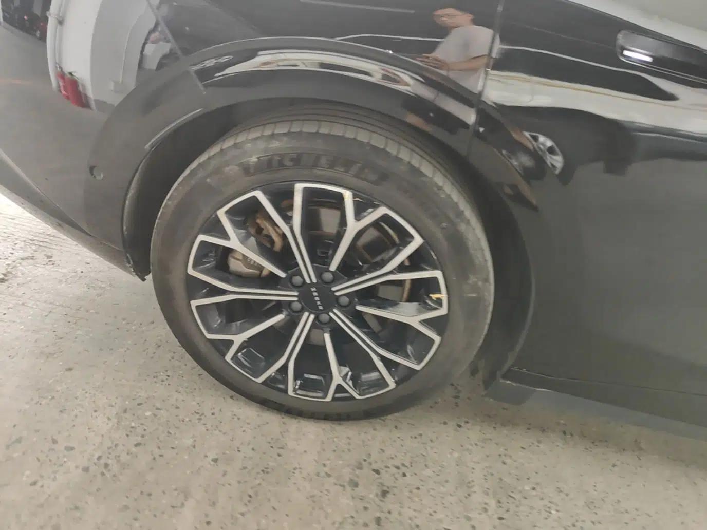 Zeekr 007 2024 Four-Wheel Drive Version 75 kWh — миниатюра 11
