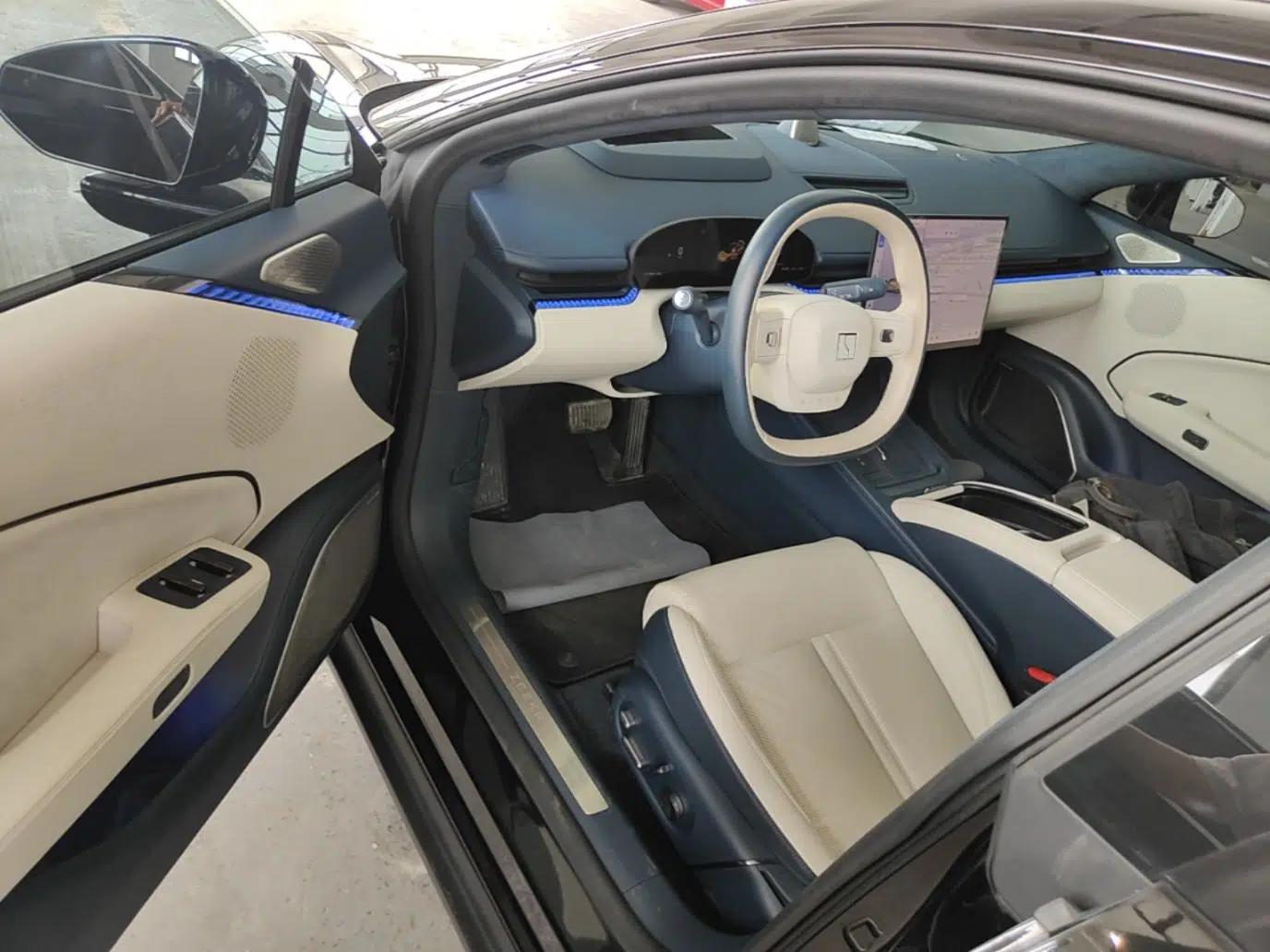 Zeekr 007 2024 Four-Wheel Drive Version 75 kWh — миниатюра 24