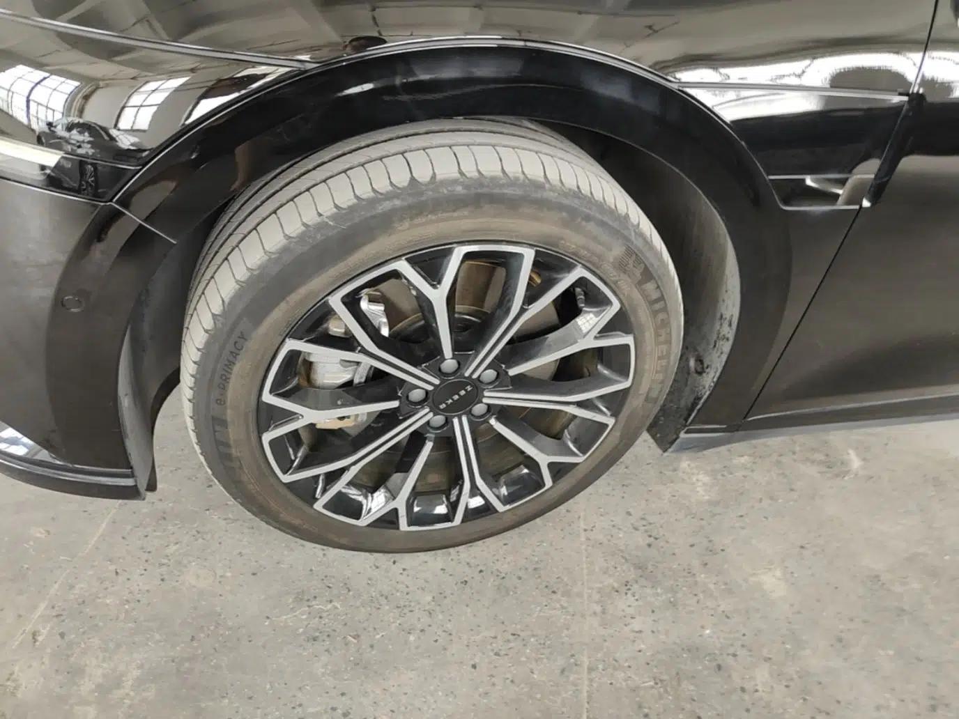 Zeekr 007 2024 Four-Wheel Drive Version 75 kWh — миниатюра 10