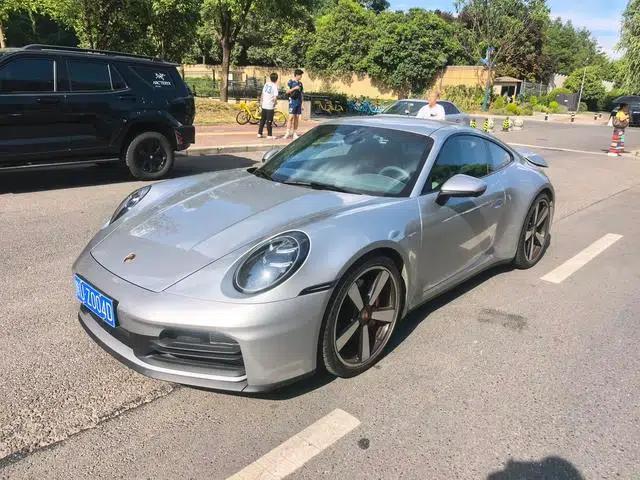 2026 Porsche 911 Carrera 3.0T