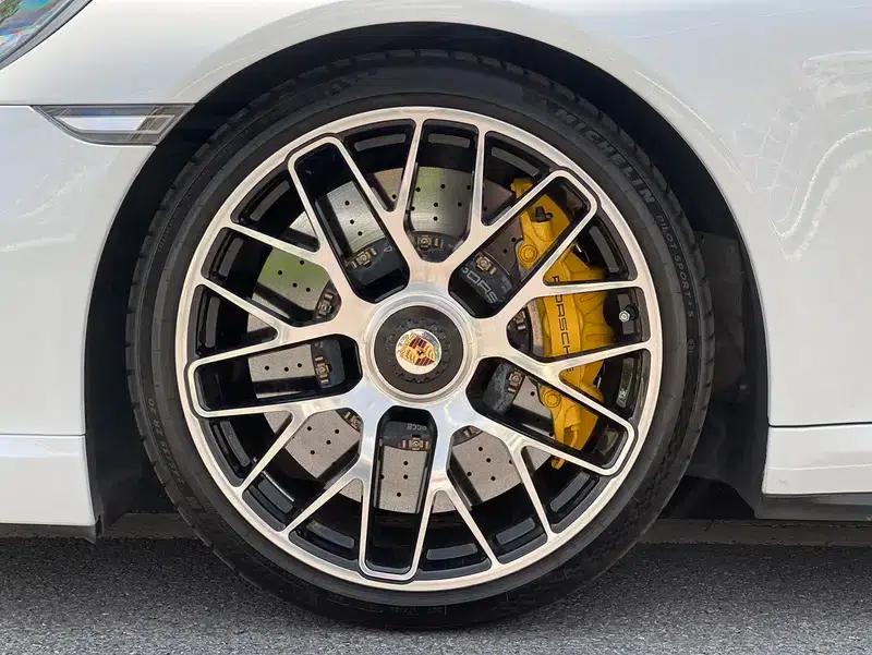 2014 Porsche 911 Turbo S 3.8T — миниатюра 8