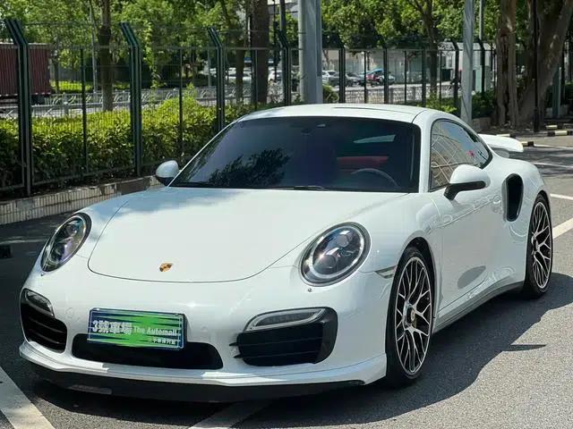 2014 Porsche 911 Turbo S 3.8T