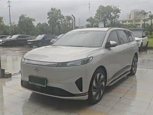 eπ008 2025 Model 210Ultra Ruyi Edition 5-seater