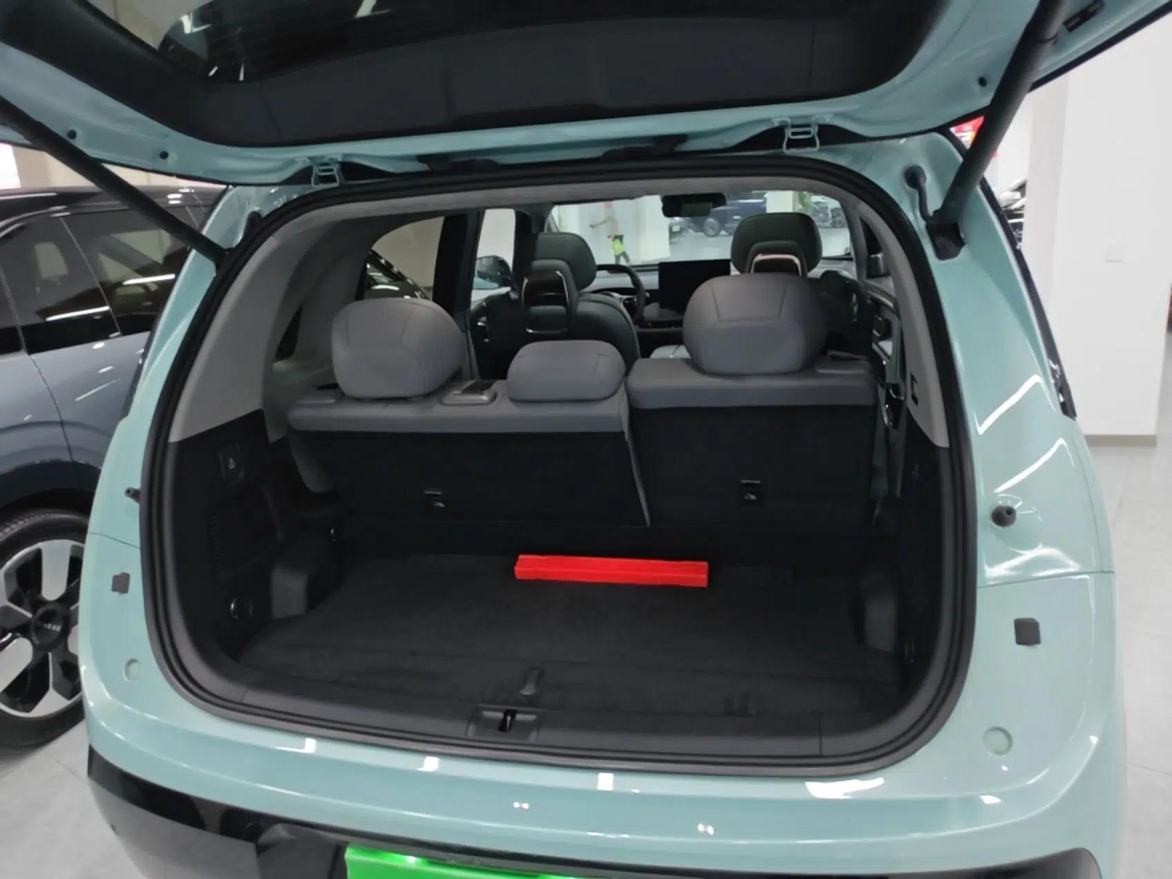 Zeekr MIX 2025 Long-Range Intelligent Driving Edition — миниатюра 27