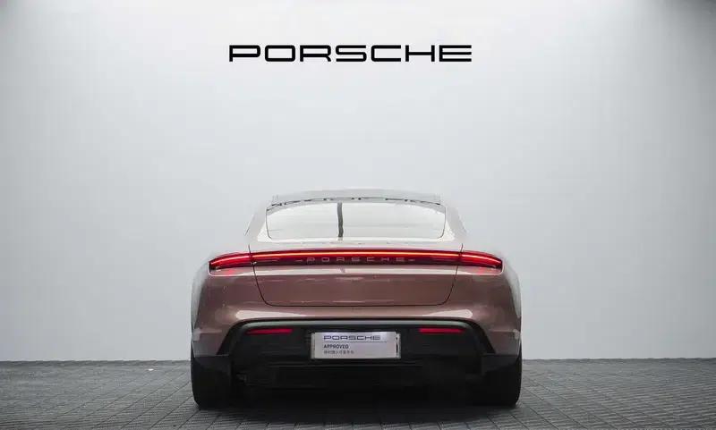 2021 Taycan Rear-Wheel Drive 4-Seat All-Electric Factory Custom Edition — миниатюра 6