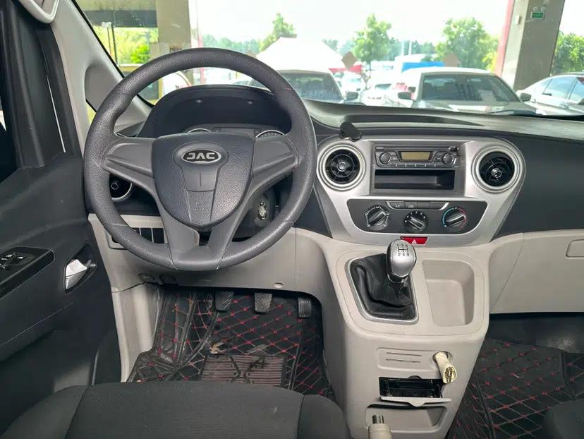 JAC Refine M3 2019 PLUS Maker Edition 1.8L Luxury Model — миниатюра 20