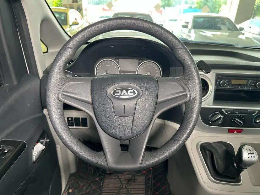 JAC Refine M3 2019 PLUS Maker Edition 1.8L Luxury Model — миниатюра 24