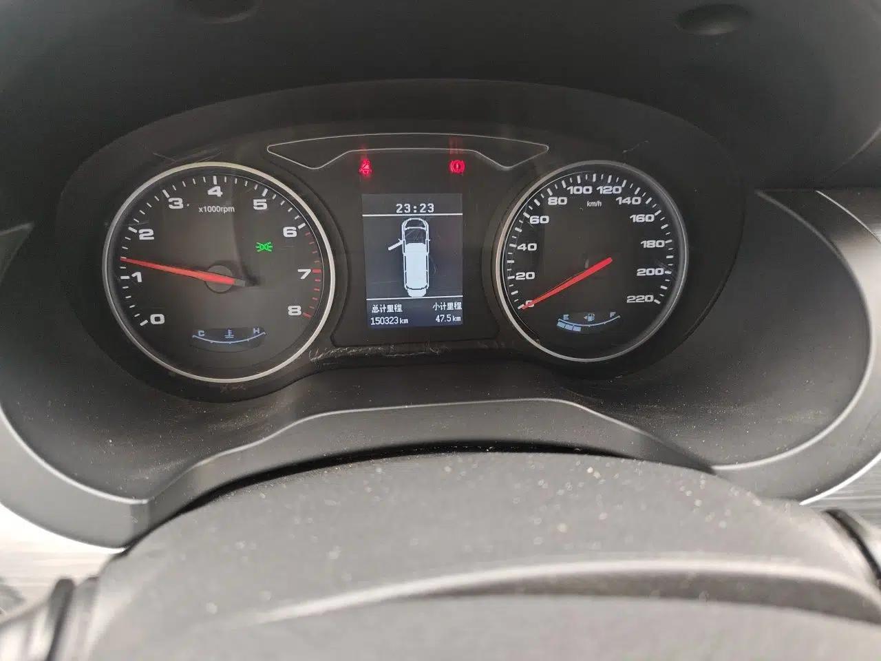 JAC Refine M3 2022 PLUS 1.8L 7-seater Standard Model — миниатюра 12