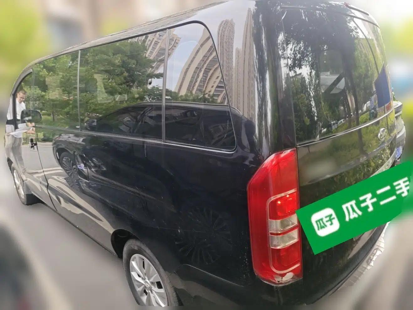 JAC Refine M3 2022 PLUS 1.8L 7-seater Standard Model — миниатюра 4