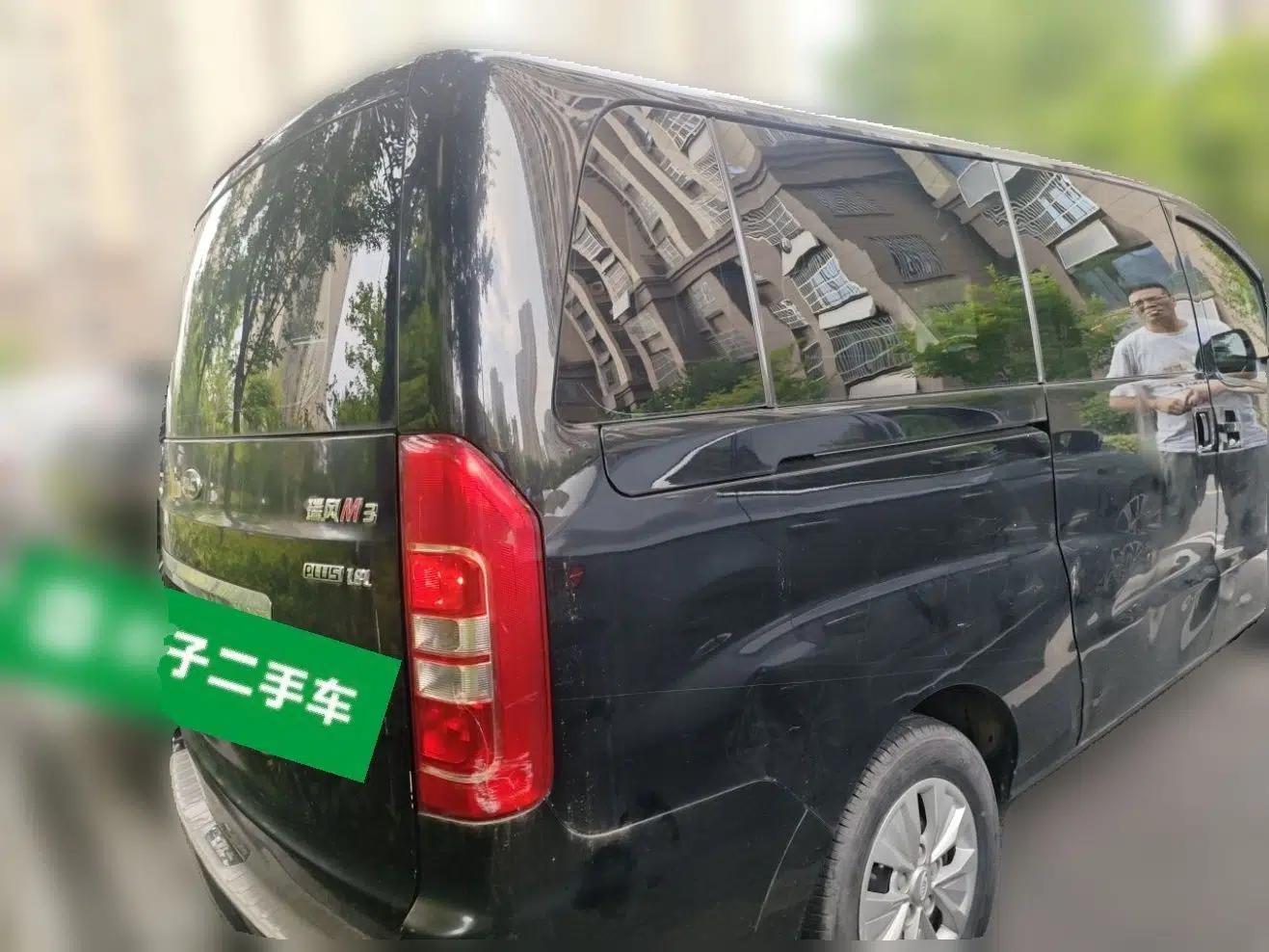 JAC Refine M3 2022 PLUS 1.8L 7-seater Standard Model — миниатюра 6