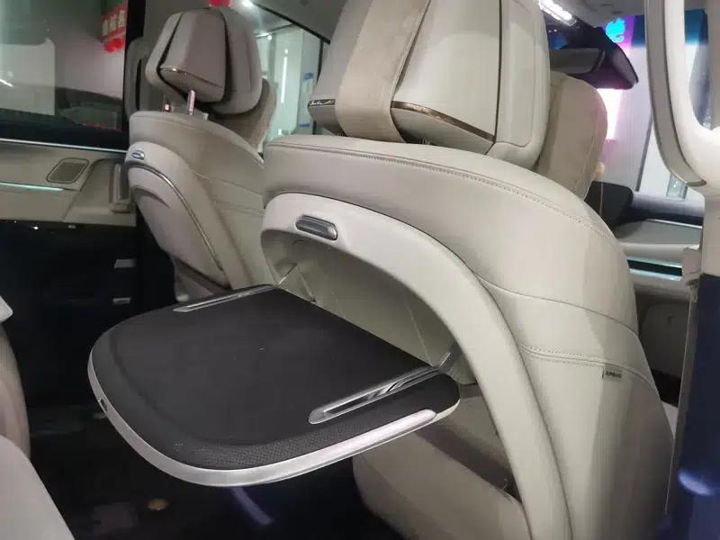 Buick GL8 PHEV 2024 Luxury 1.5T 7-Seat Edition — миниатюра 5