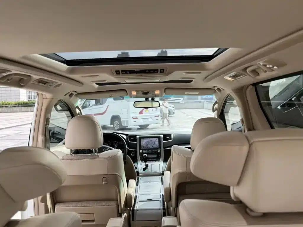 2012 Alphard 3.5L Premium Edition — миниатюра 14