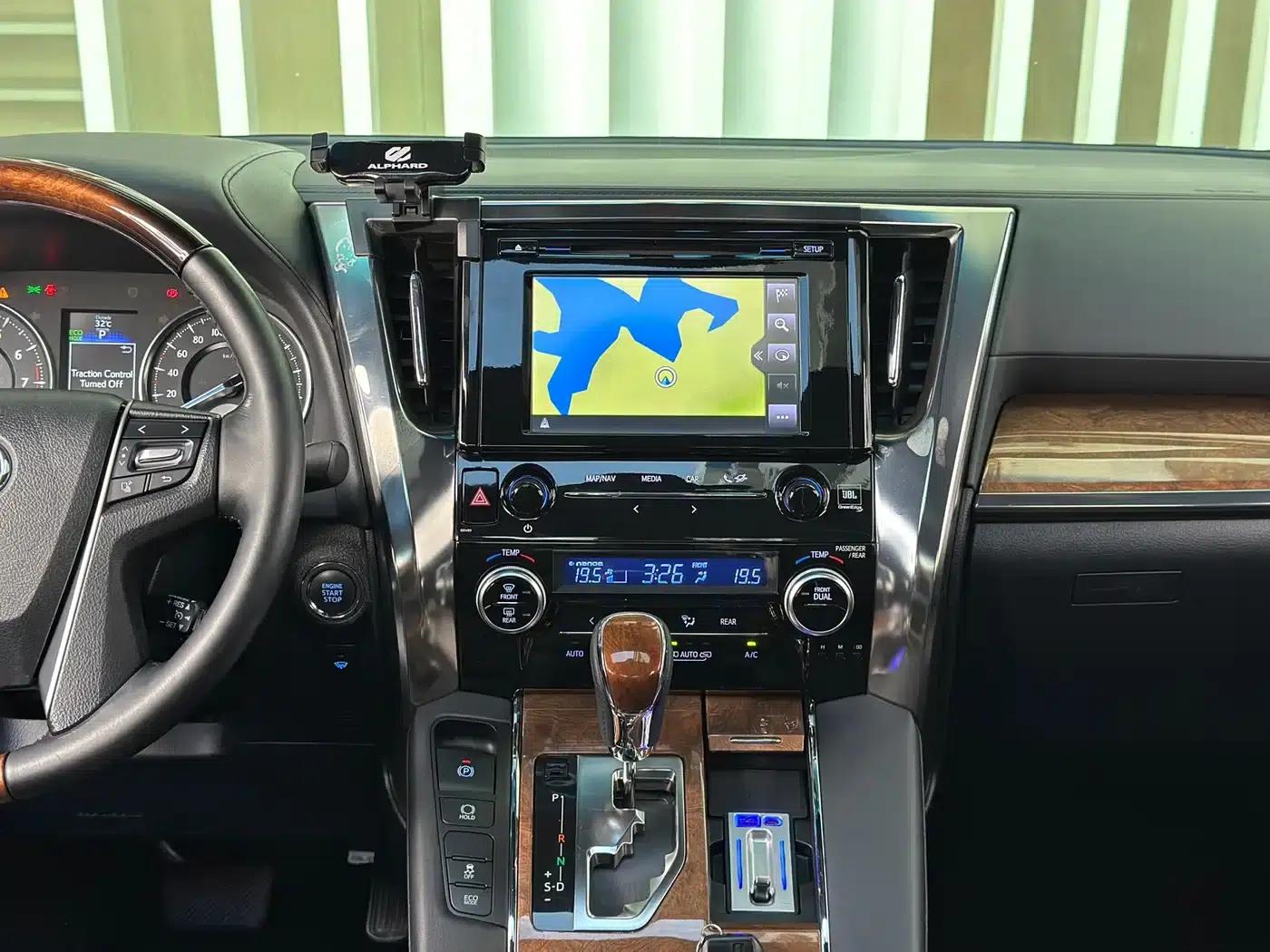 2015 Alphard 3.5L Premium Edition — миниатюра 21