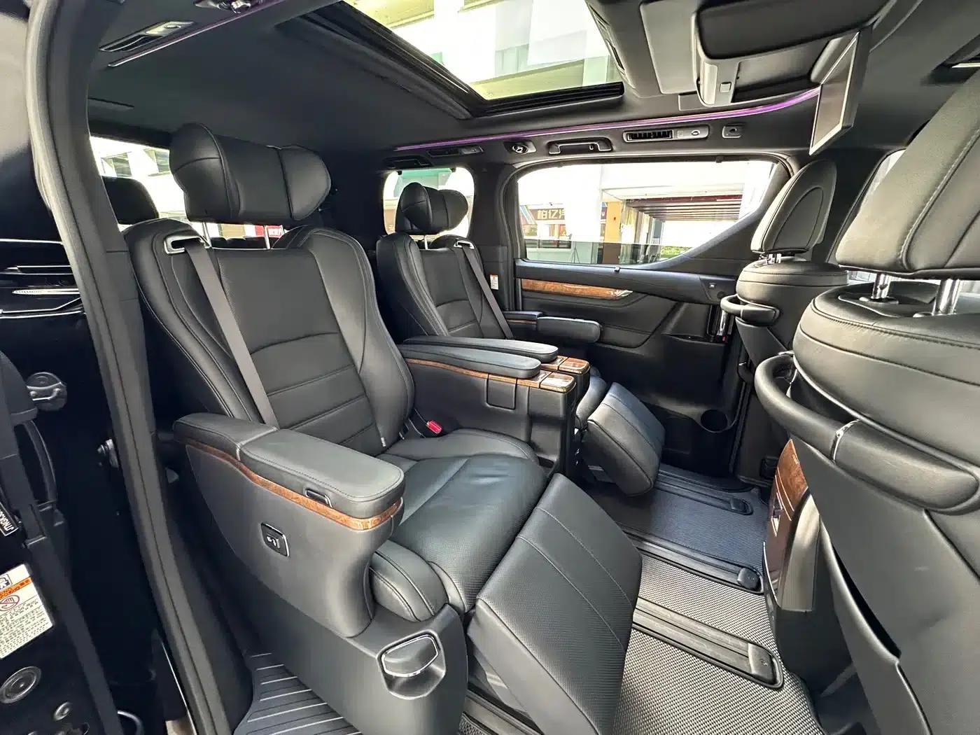 2015 Alphard 3.5L Premium Edition — миниатюра 8
