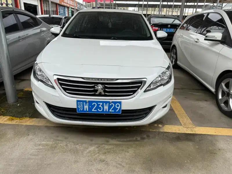 Peugeot 408 2016 1.6T Automatic Luxury Edition — миниатюра 2
