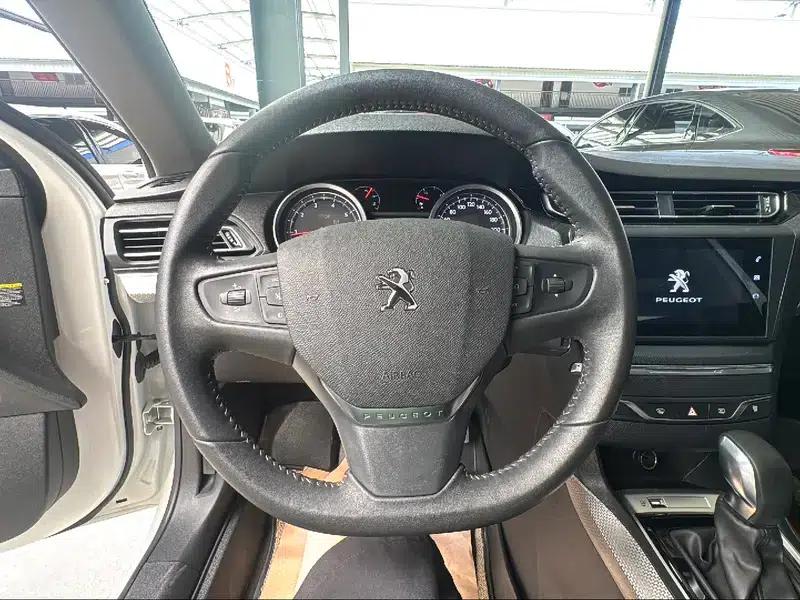 Peugeot 408 2020 360THP 10th Anniversary Edition — миниатюра 8