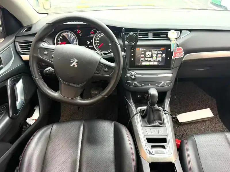 Peugeot 408 2015 1.2T Automatic Glory Edition — миниатюра 8
