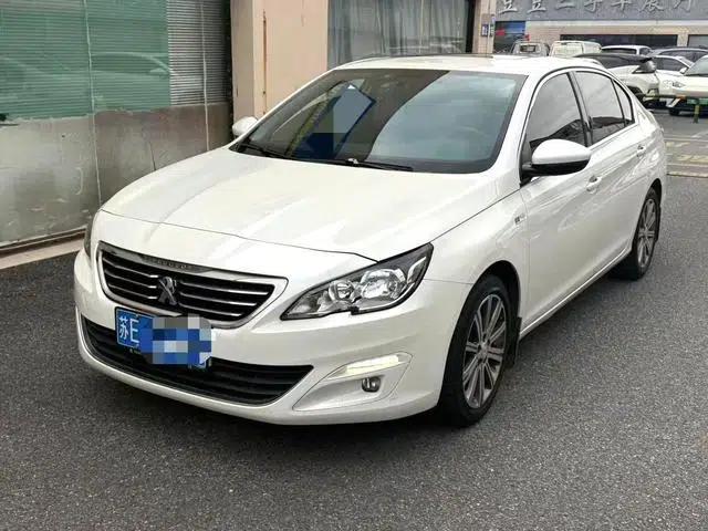 Peugeot 408 2015 1.2T Automatic Glory Edition