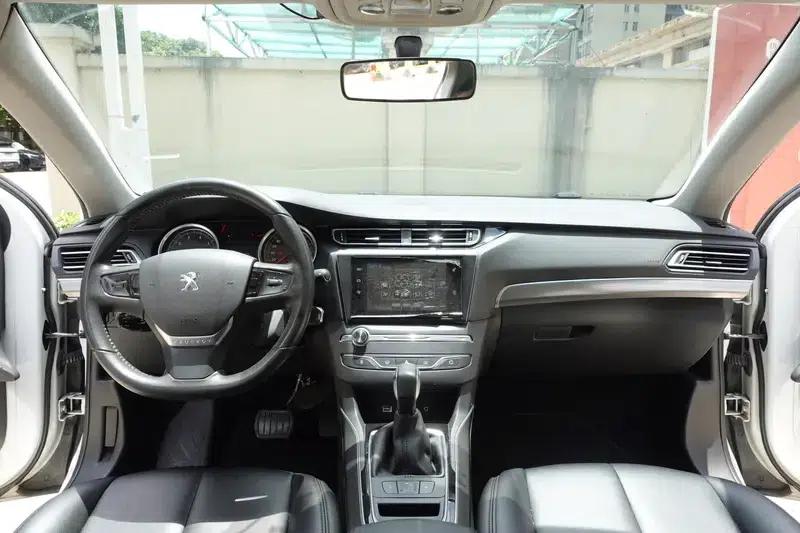 Peugeot 408 2014 1.8L Automatic Leading Edition — миниатюра 11