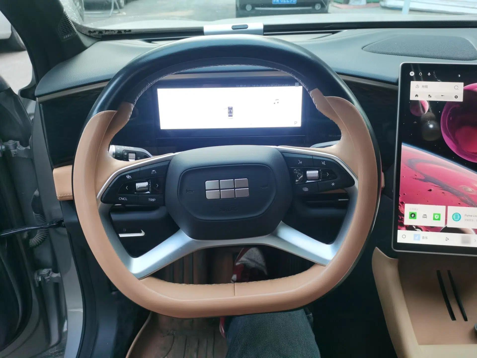 Geely Galaxy L7 2024 1.5T 115 km MAX Dragon Edition — миниатюра 7