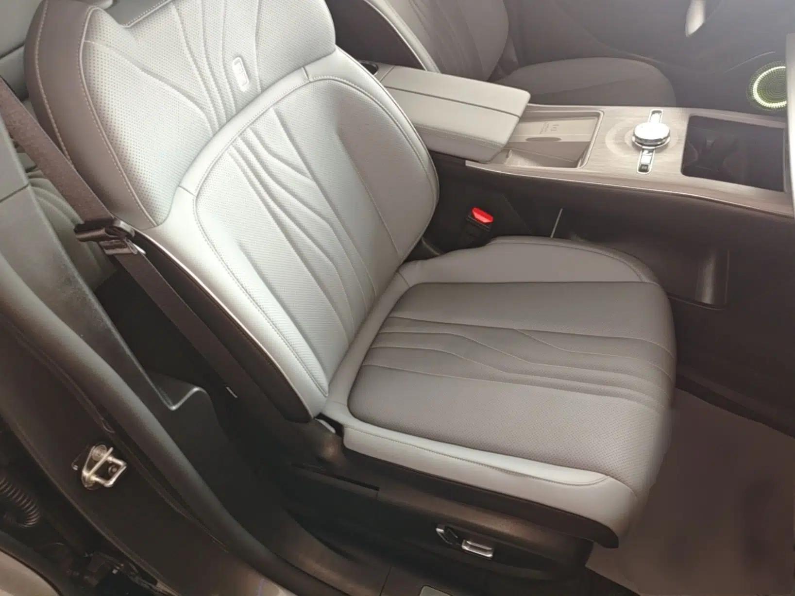 Geely Galaxy E8 2024 550 km Range Rear-Drive MAX — миниатюра 19