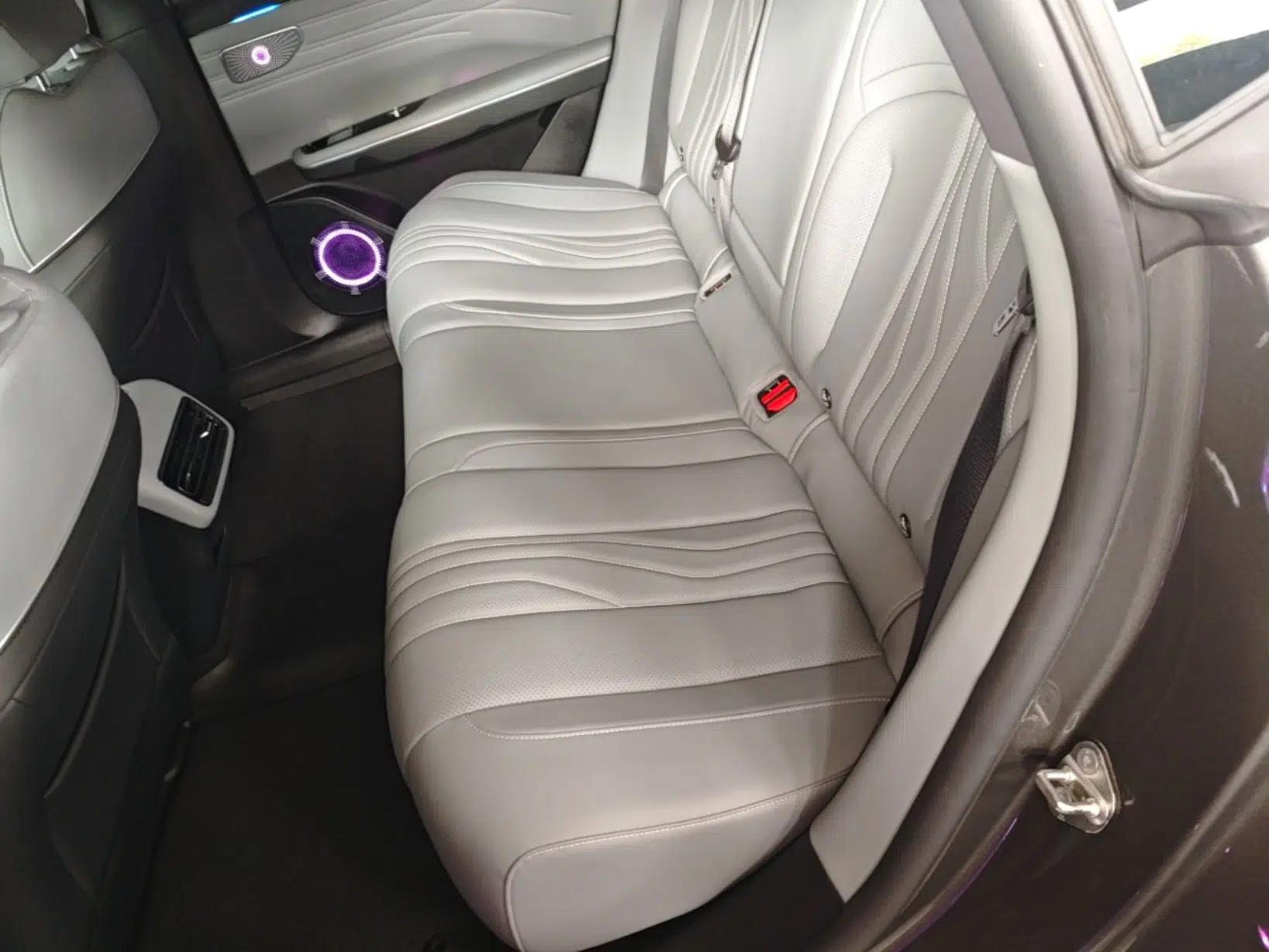 Geely Galaxy E8 2024 550 km Range Rear-Drive MAX — миниатюра 20