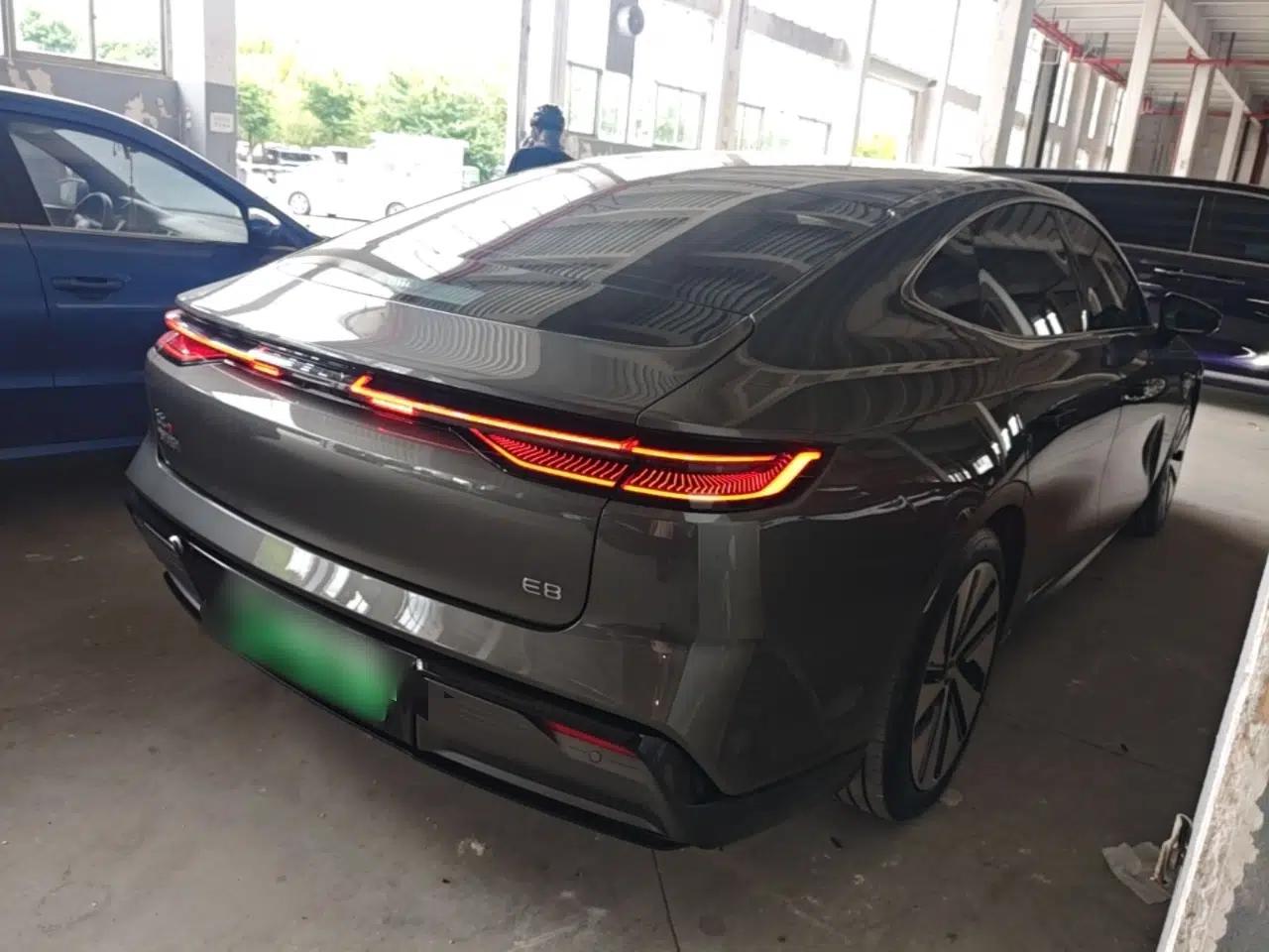 Geely Galaxy E8 2024 550 km Range Rear-Drive MAX — миниатюра 6