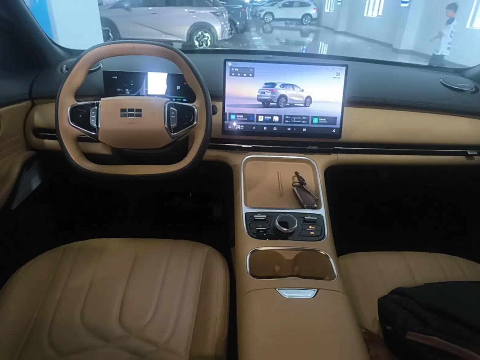 Geely Galaxy Xingjian 7 EM-i 2025 120km Launch+ Version — миниатюра 17