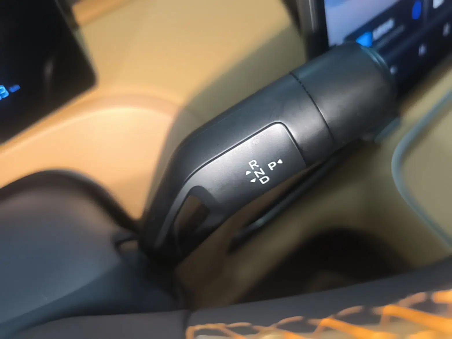 Geely Galaxy Xingjian 7 EM-i 2025 120km Launch+ Version — миниатюра 21