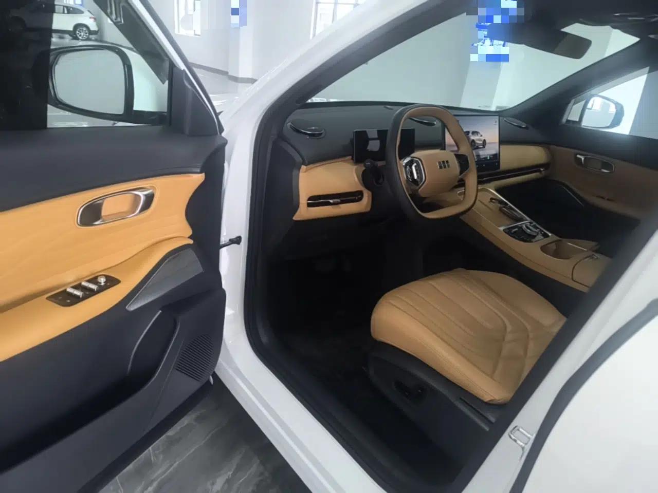 Geely Galaxy Xingjian 7 EM-i 2025 120km Launch+ Version — миниатюра 23