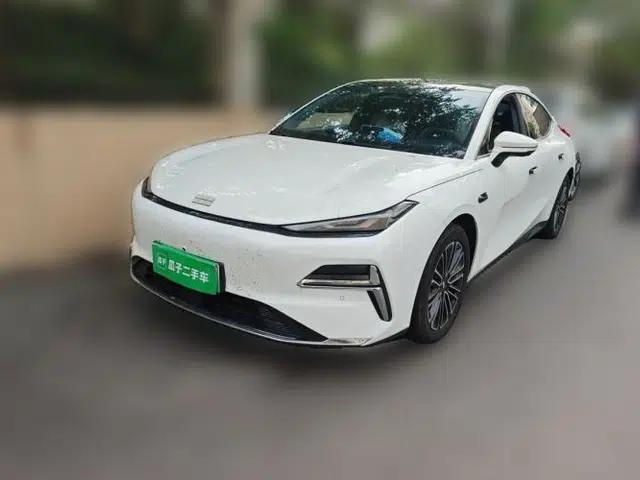 Geely Galaxy 8 2025 130km EM-i Prestige Edition