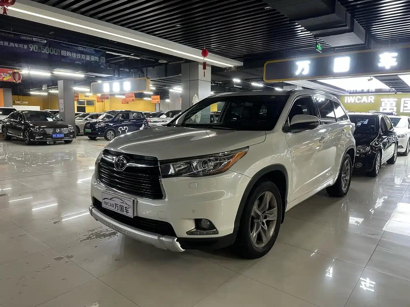 2015 Highlander 2.0T AWD Supreme Edition 7-seater — миниатюра 1