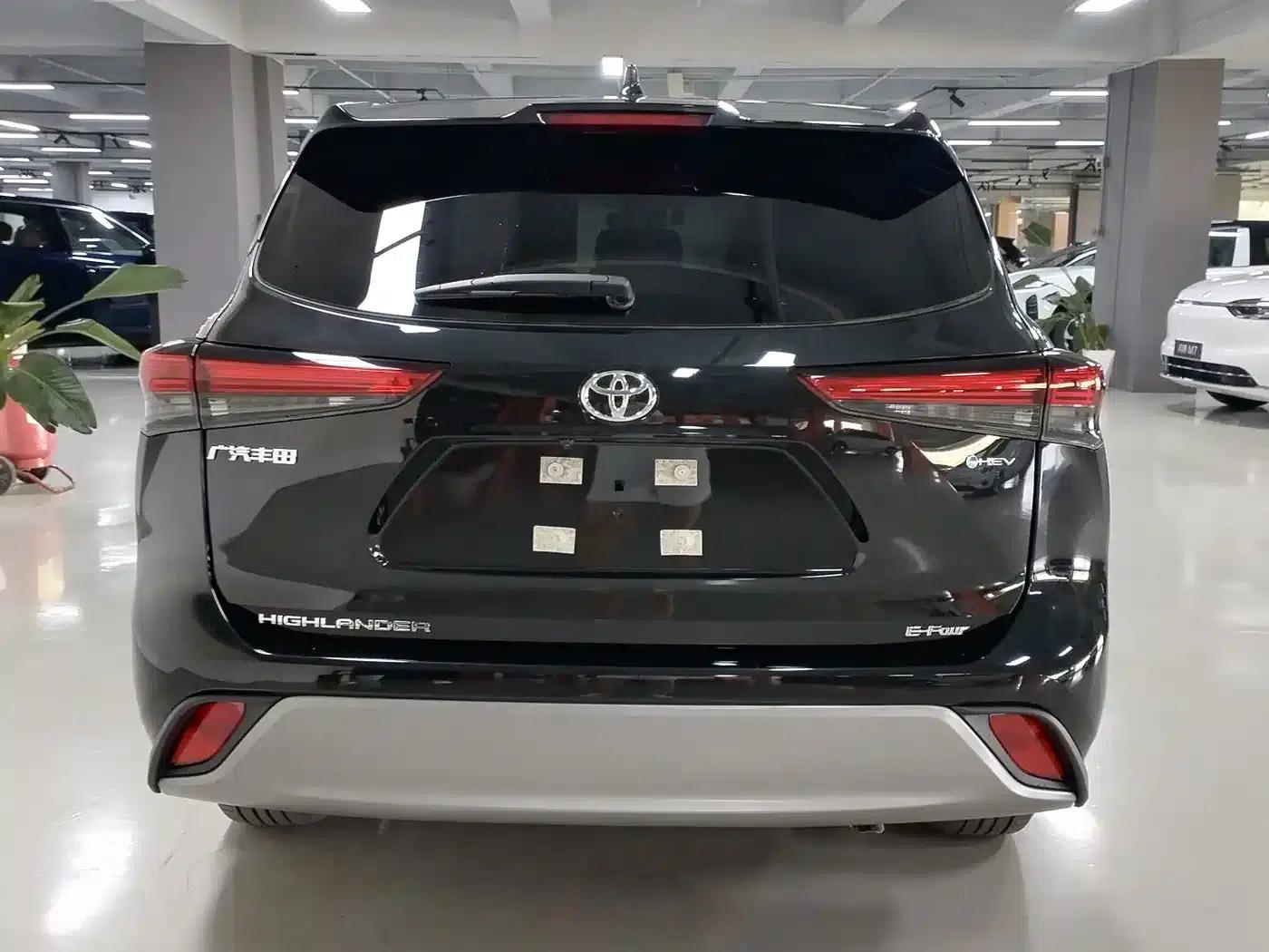 2026 Toyota Highlander 2.5L Intelligent Hybrid Dual-Motor AWD Elite Edition (7-seater) — миниатюра 11