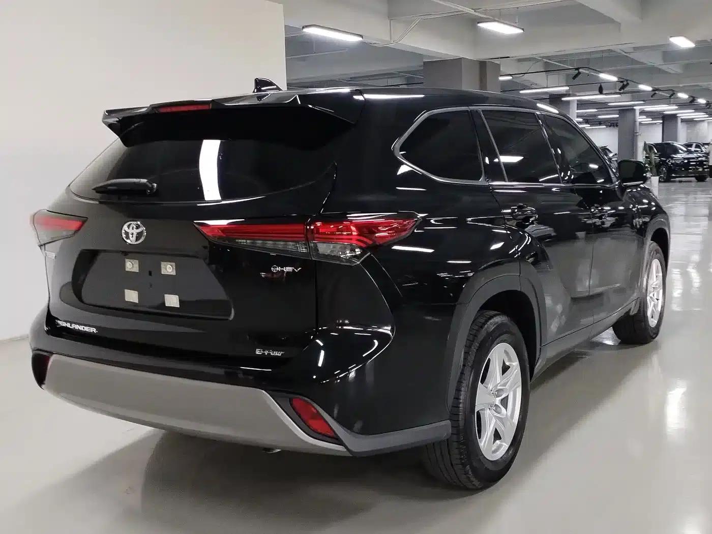 2026 Toyota Highlander 2.5L Intelligent Hybrid Dual-Motor AWD Elite Edition (7-seater) — миниатюра 12