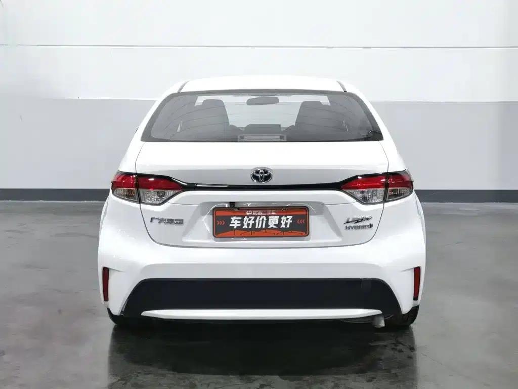 Levin 2022 Hybrid 1.8H E-CVT Entry Edition — миниатюра 4