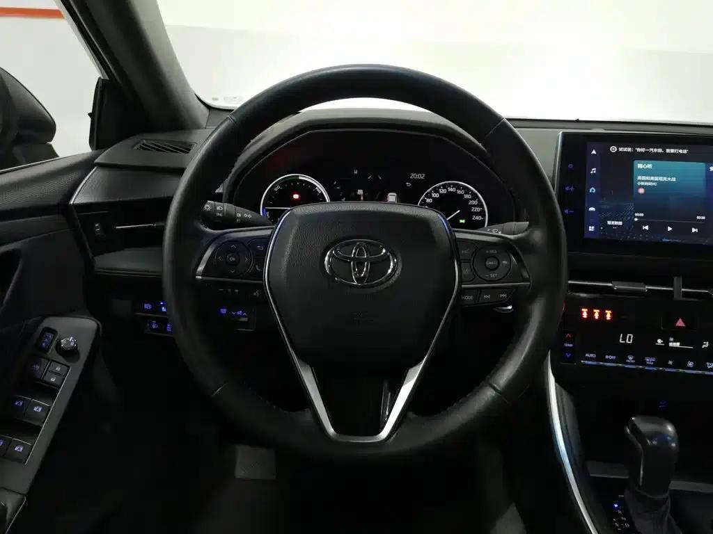 2023 Toyota Avalon Hybrid 2.5L Luxury Edition — миниатюра 11