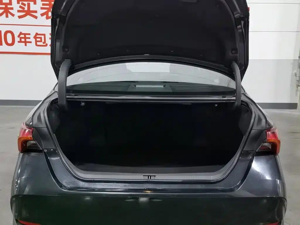 2023 Toyota Avalon Hybrid 2.5L Luxury Edition — миниатюра 16