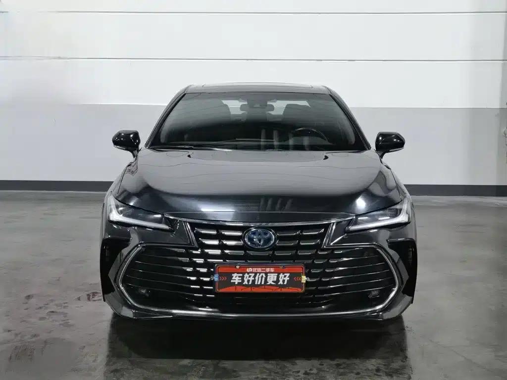 2023 Toyota Avalon Hybrid 2.5L Luxury Edition — миниатюра 3