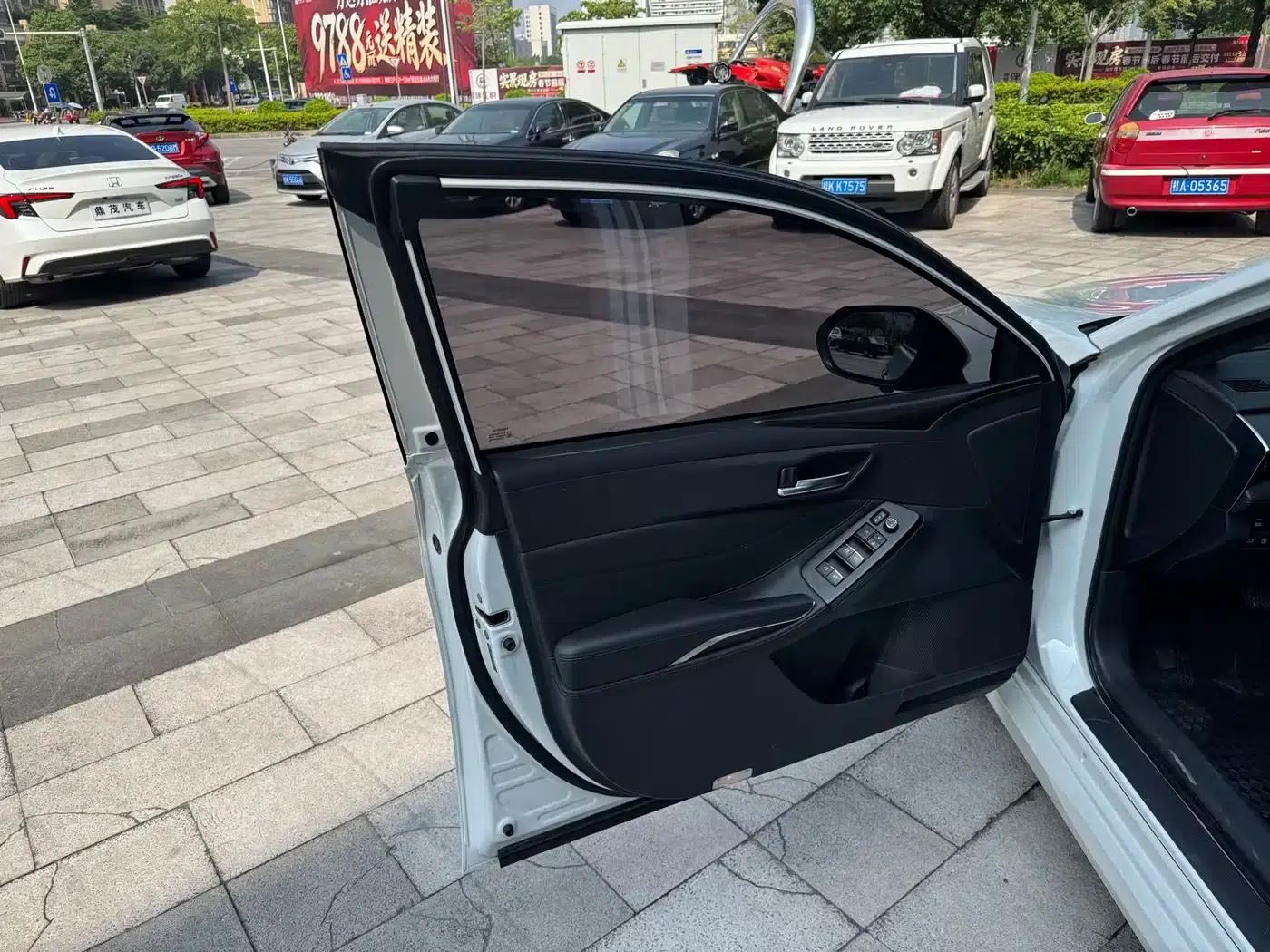 2019 Toyota Avalon 2.0L Luxury Edition (China VI Emission Standard) — миниатюра 18