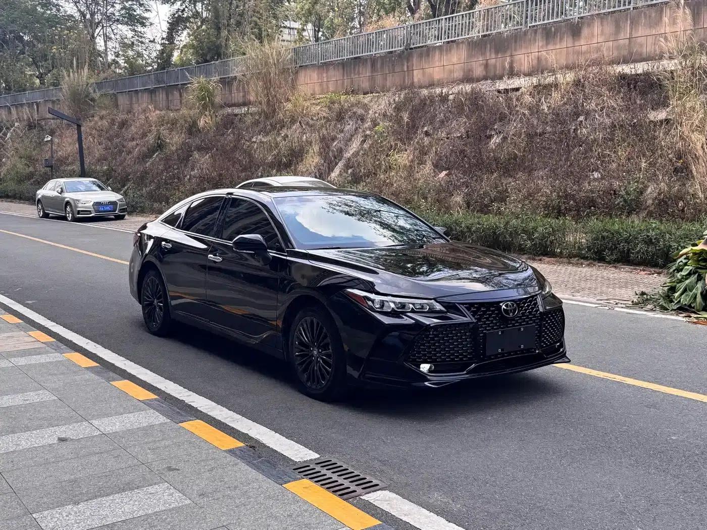 2019 Toyota Avalon 2.0L XLE Premium Edition (China VI Emission Standard) — миниатюра 3