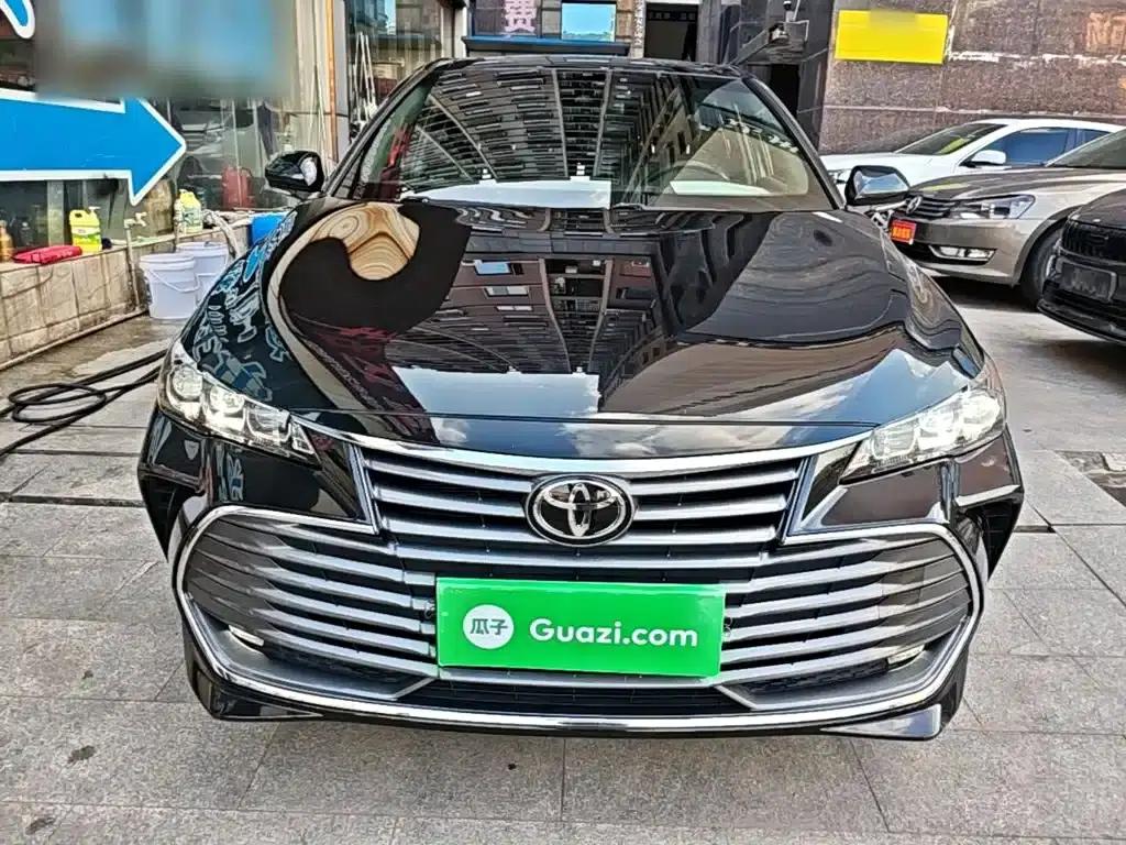 2022 Toyota Avalon 2.0L Luxury Edition — миниатюра 3