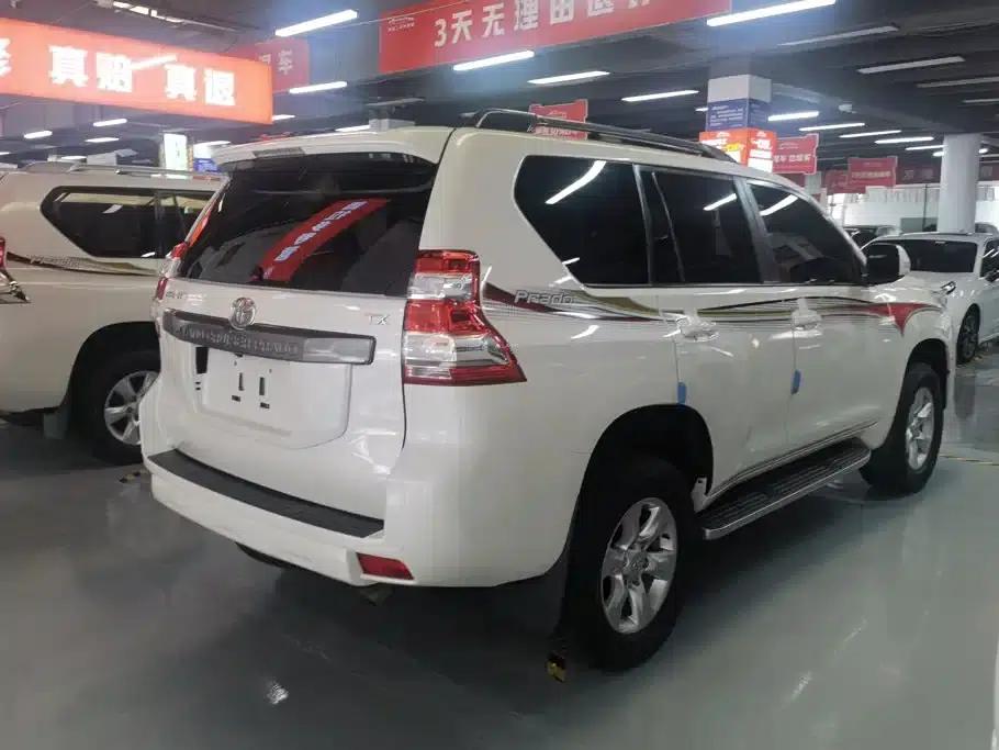 2016 Prado 2.7L Automatic Standard Edition — миниатюра 3