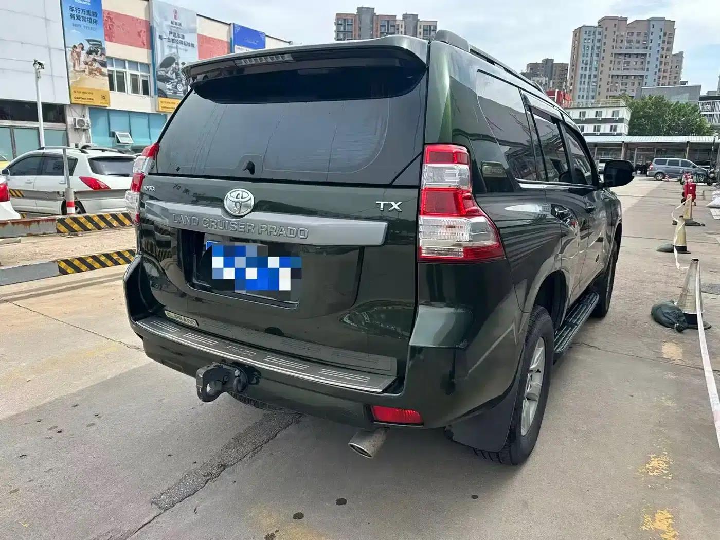 2016 Prado 2.7L Automatic Luxury Edition — миниатюра 11