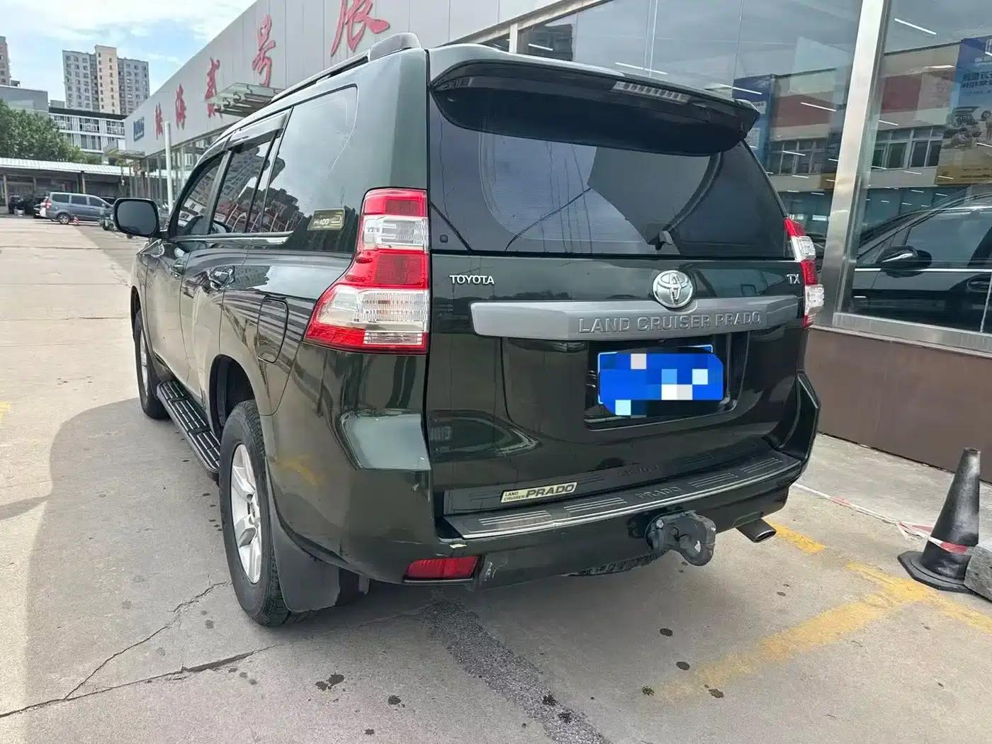 2016 Prado 2.7L Automatic Luxury Edition — миниатюра 9