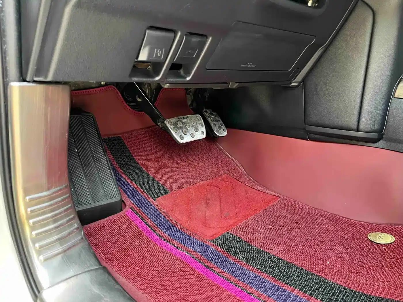 2019 Prado 3.5L Automatic TX-L Premium Edition — миниатюра 12
