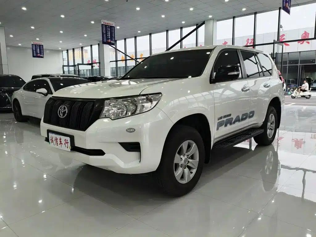 2020 Prado (Imported) 2.7L TX Middle East Edition — миниатюра 1