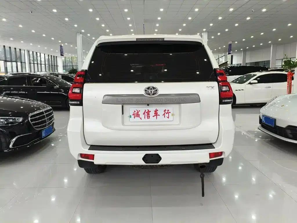 2020 Prado (Imported) 2.7L TX Middle East Edition — миниатюра 5