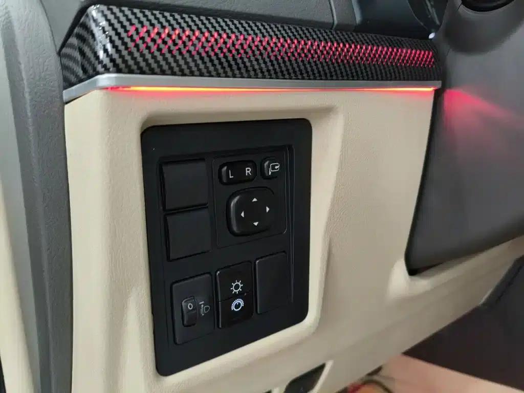 2020 Prado (Imported) 2.7L TX Middle East Edition — миниатюра 8